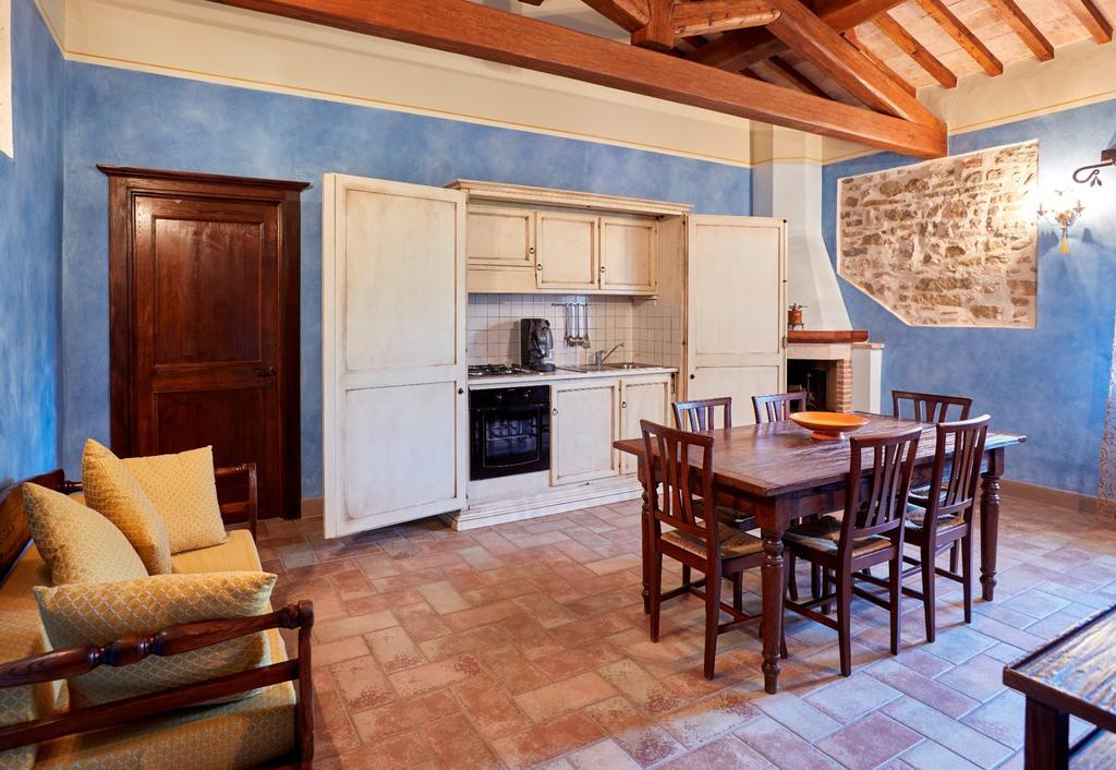 Agriturismo Il Molino Antico - 5 Girasoli 斯波莱托 外观 照片