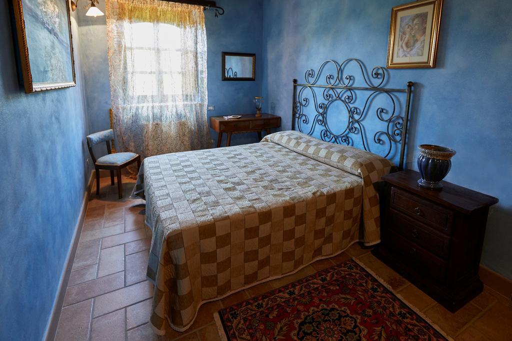 Agriturismo Il Molino Antico - 5 Girasoli 斯波莱托 外观 照片