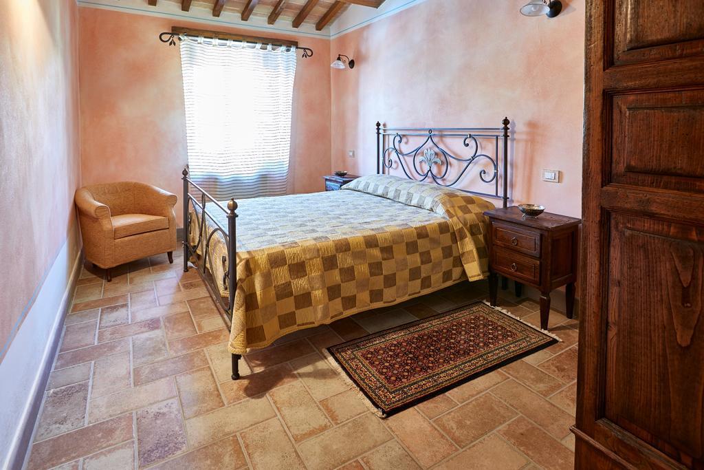 Agriturismo Il Molino Antico - 5 Girasoli 斯波莱托 外观 照片