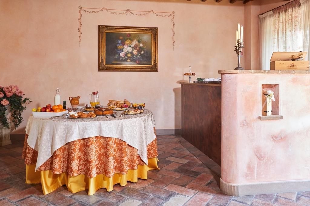 Agriturismo Il Molino Antico - 5 Girasoli 斯波莱托 外观 照片