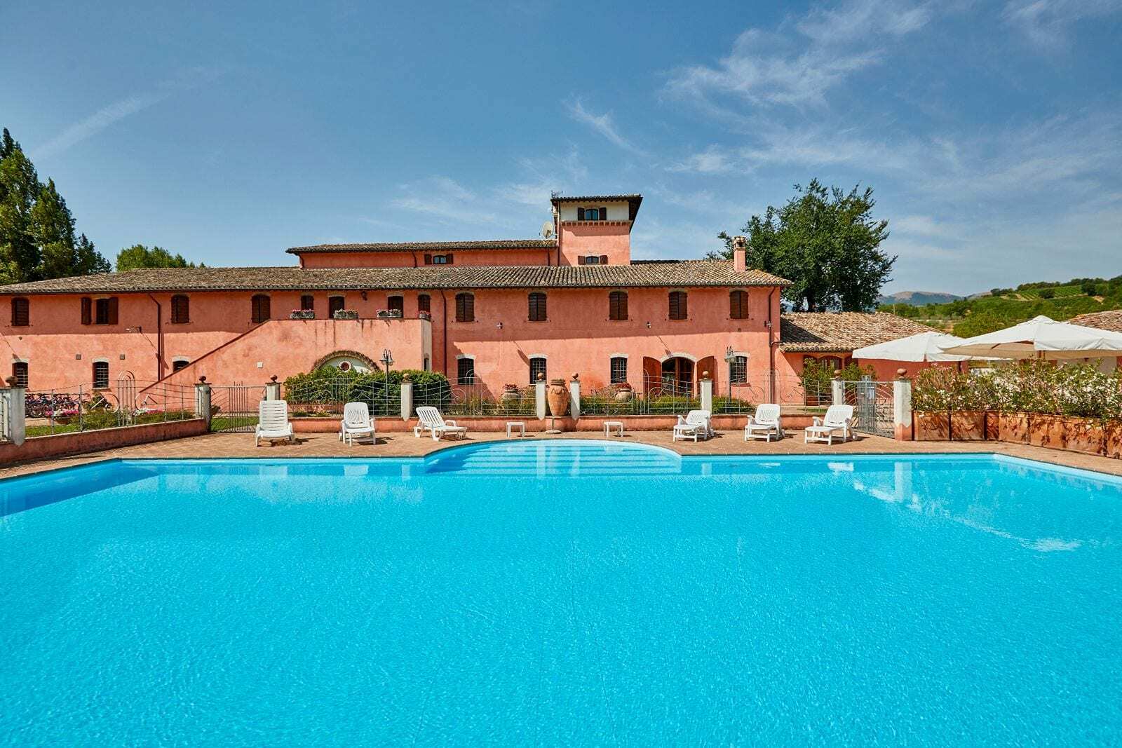Agriturismo Il Molino Antico - 5 Girasoli 斯波莱托 外观 照片