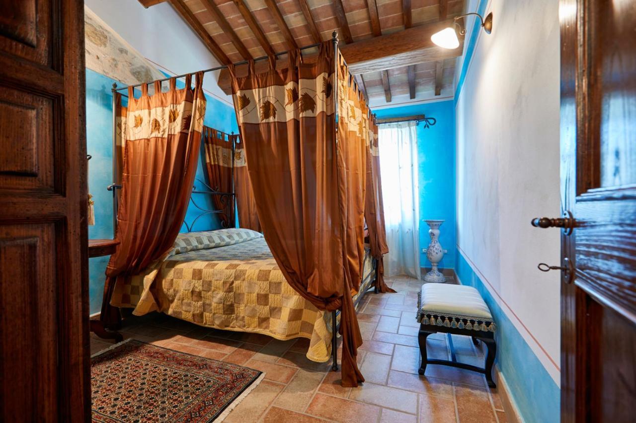 Agriturismo Il Molino Antico - 5 Girasoli 斯波莱托 外观 照片